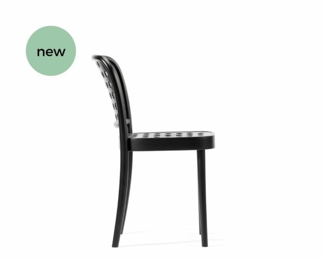 TON | 822 chair in black
